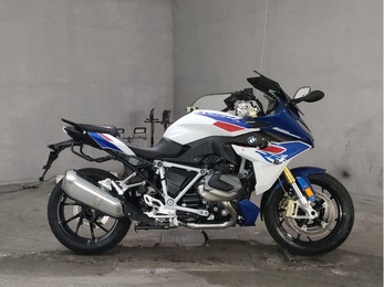 BMW R1250RS