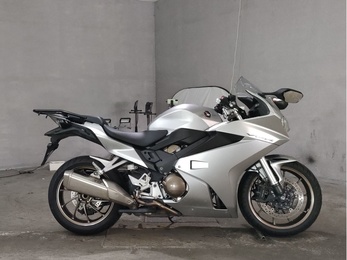 Honda VFR800F