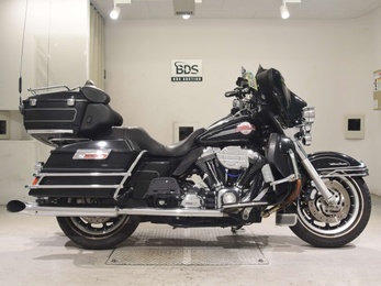 Harley-Davidson Electra Glide FLHTCU1580