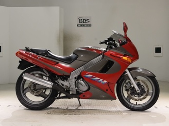 Kawasaki ZZR250