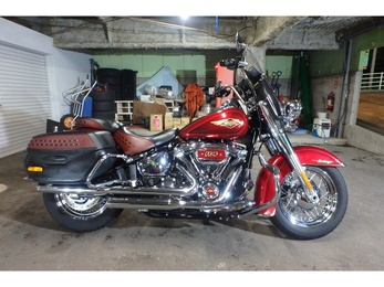 Harley-Davidson Softail Heritage Classic FLHCS1870