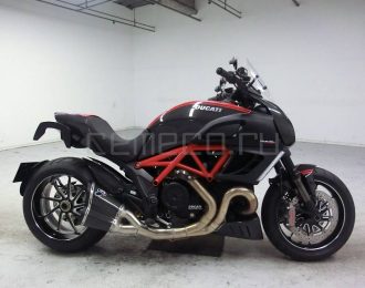 Мотоцикл Ducati Diavel Карбон