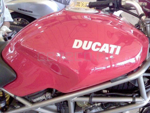 Ducati Monster 900 SIE (10000km) - в Москве