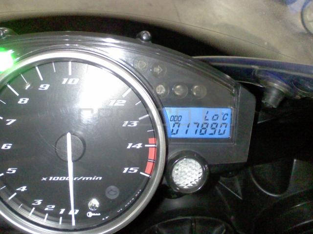 Yamaha R1 - купить