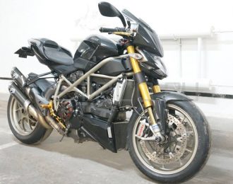 Мотоцикл Ducati StreetFighter S