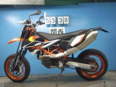 KTM 690 SMC R (1)