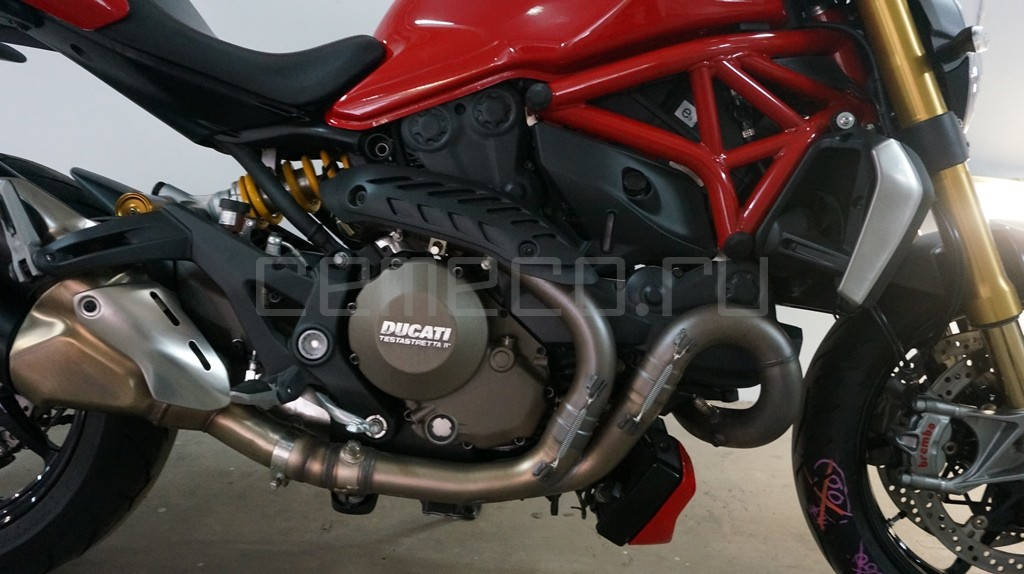 Ducati Monster 1200 S - в Москве