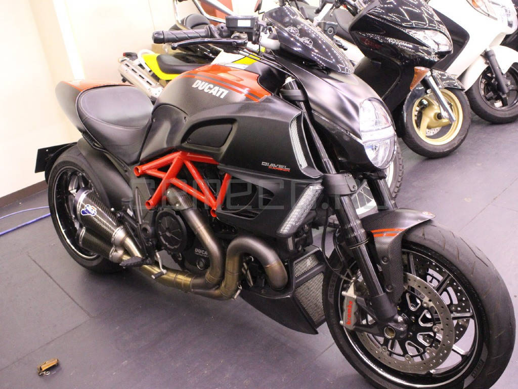 Ducati Diavel Carbon 2016