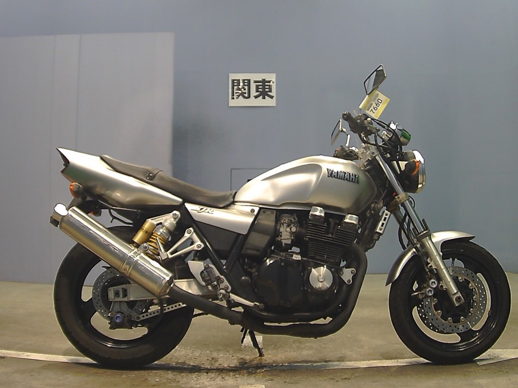 Yamaha XJR 400