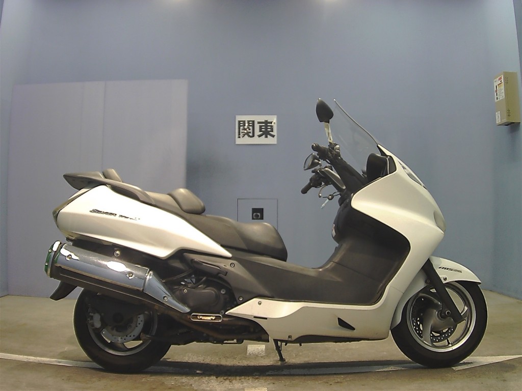 Honda SILVER WING 600 ABS (13674км) купить в Москве – цена 280 000 руб. на  мотоцикл Хонда Сильвер Винг 600 АБС, код товара 181031-6871 – Cemeco