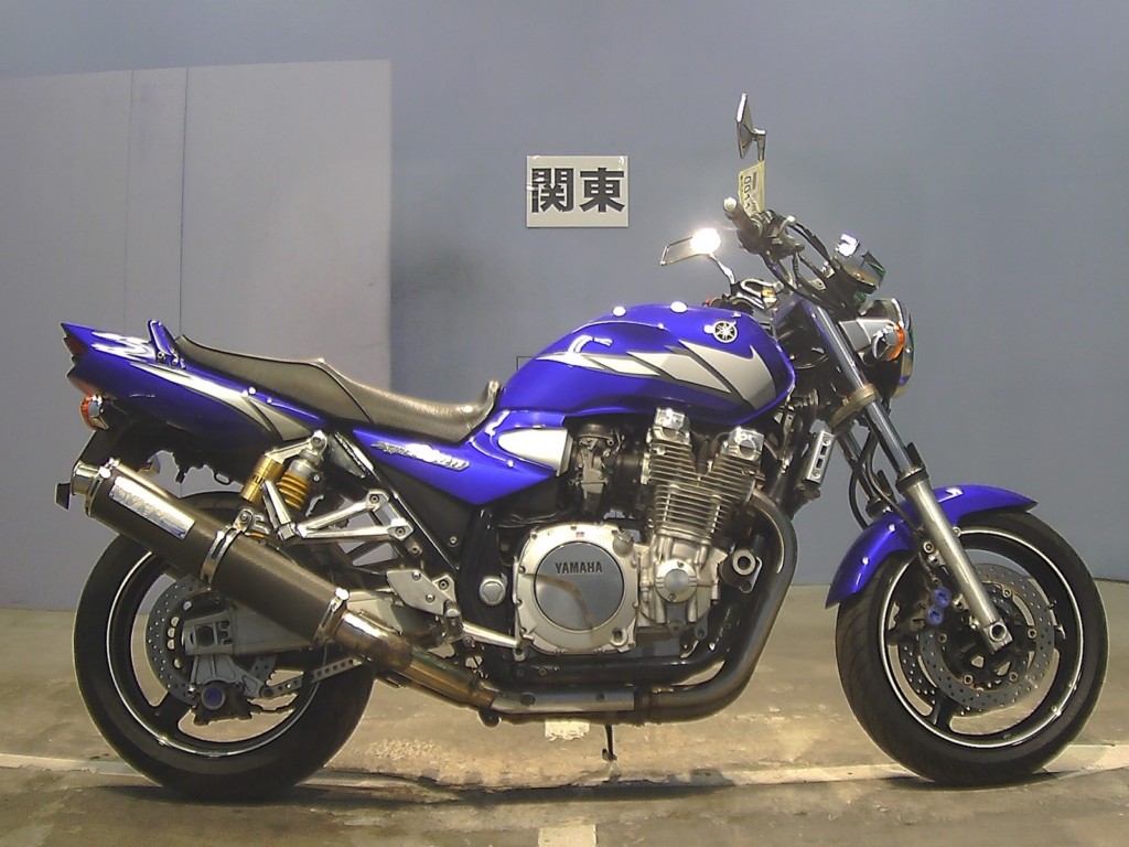 Заказать мотоцикл Yamaha XJR 1300 (27069км) в Москве с доставкой в компании...