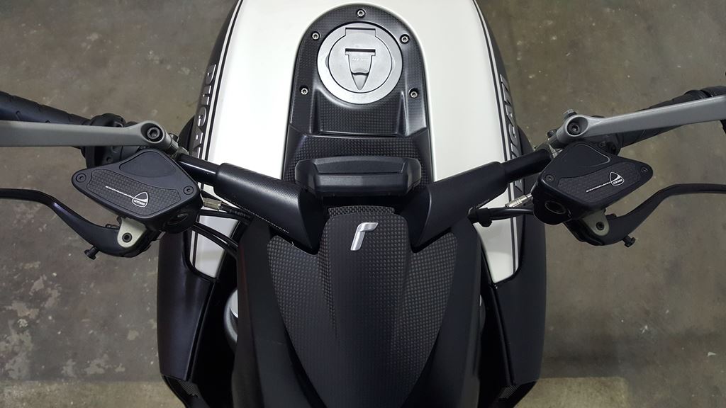 Ducati Diavel AMG 0198 - купить недорого