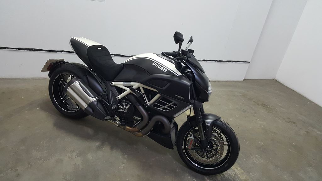 Ducati Diavel AMG 0198 - в Москве