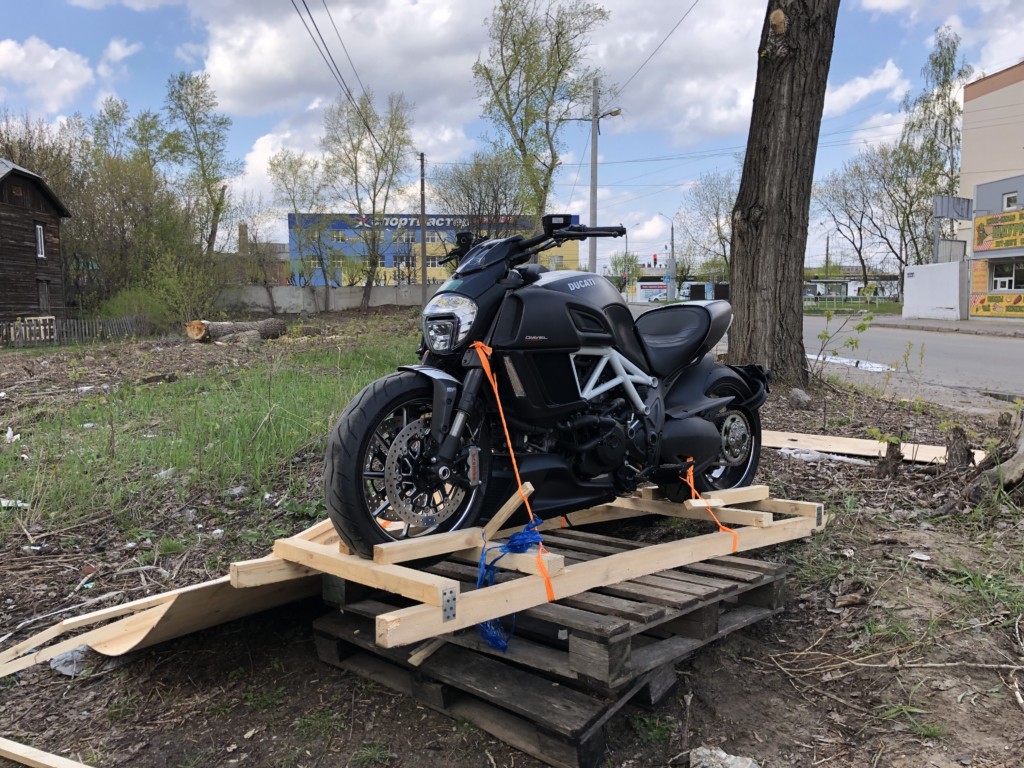 Отзыв: Ducati diavel carbon