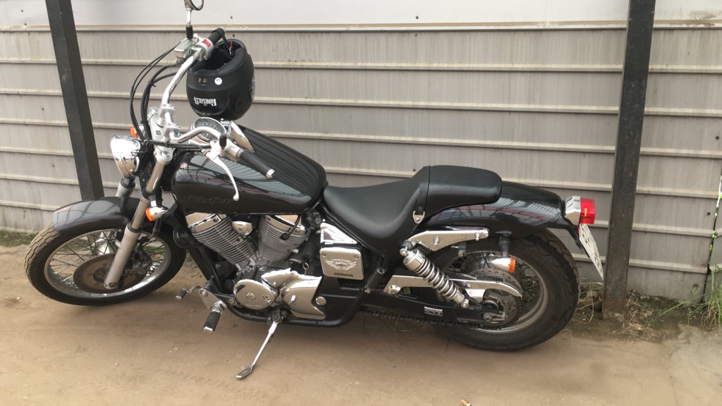 Отзыв: Honda shadow 400 slasher
