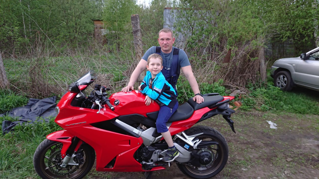 Отзыв: Honda vfr800f