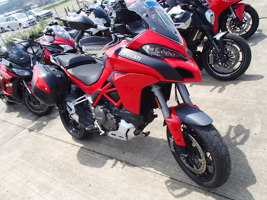 Ducati Multistrada 1200s