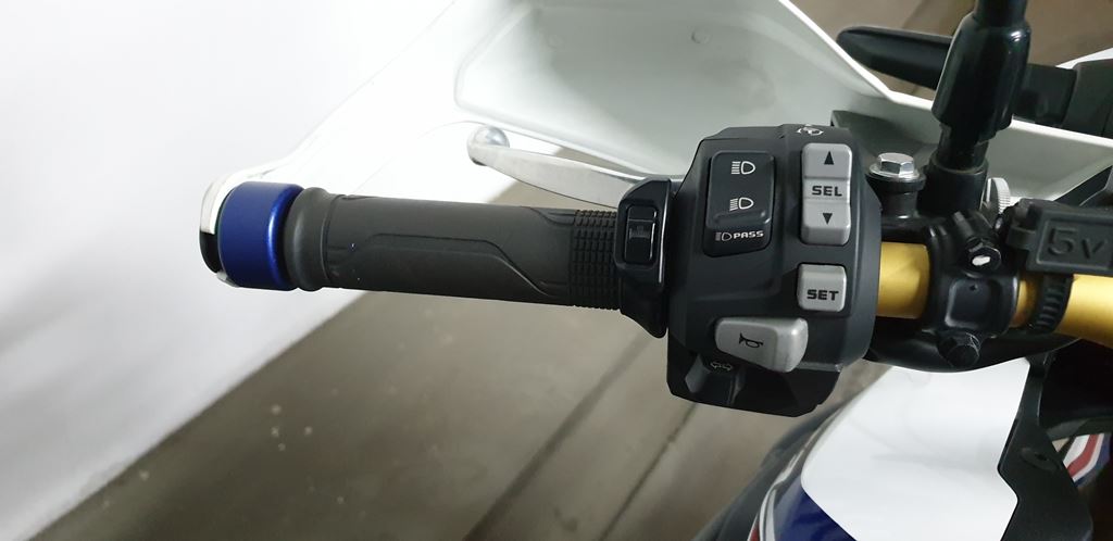 Honda CRF1000 AfricaTwin (7233км) - цена