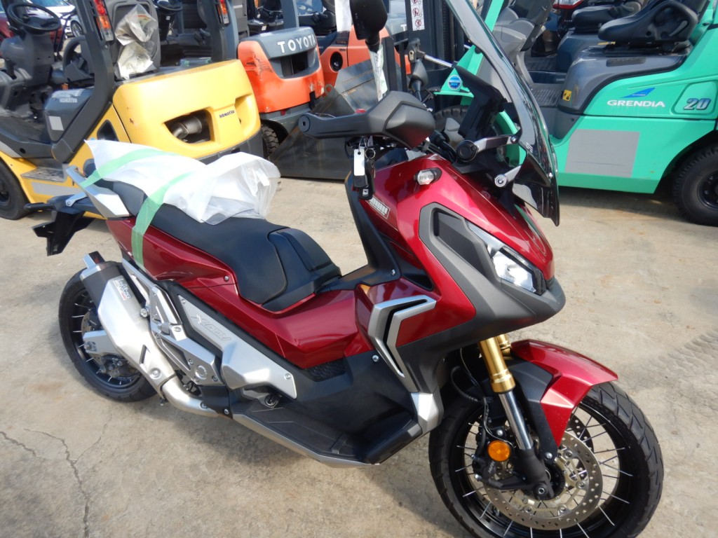 Honda X-ADV 750 (4737км) купить в Москве – цена 890 000 руб. на мотоцикл  Хонда X-ADV 750, код товара 210929-0174 – Cemeco