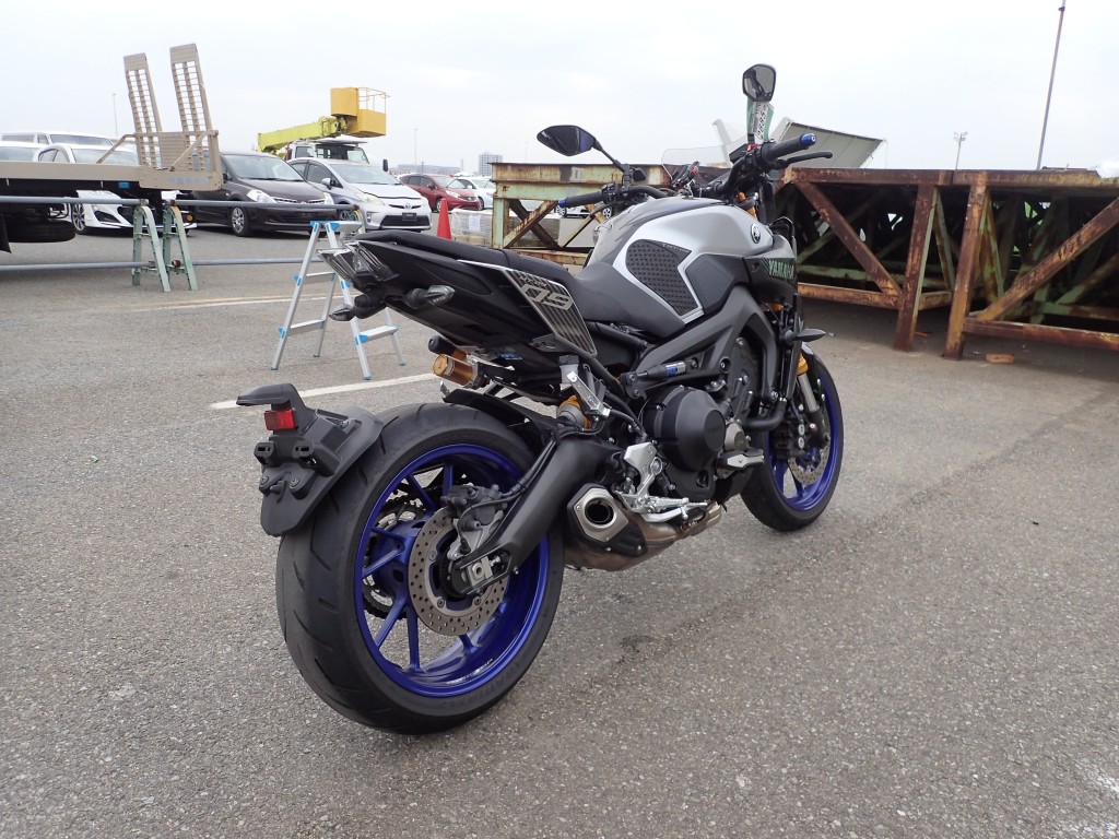 Yamaha MT-09 SP ABS (11657км) - в Москве