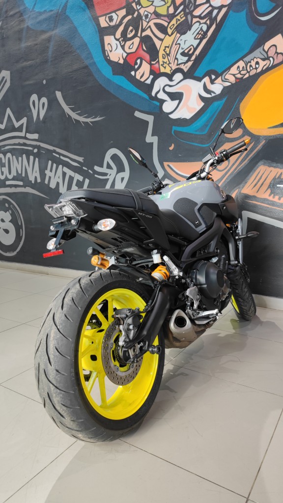 Yamaha MT-09 ABS (2093км) - в Москве