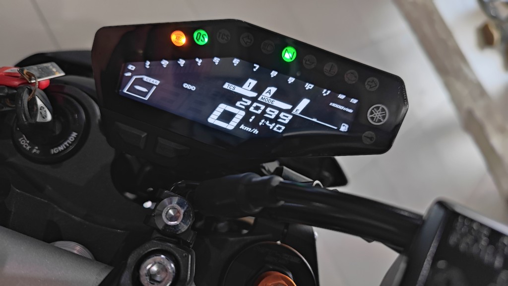 Yamaha MT-09 ABS (2093км) - в Москве