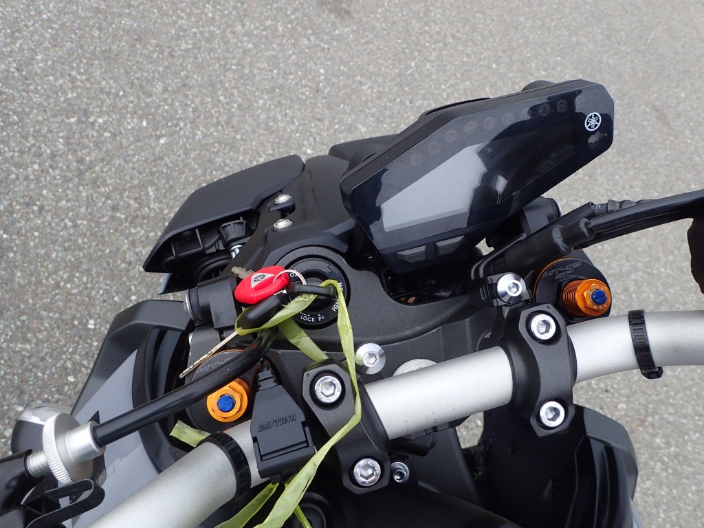 Yamaha MT-09 ABS (2093км) - в Москве