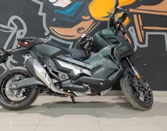 Мотоцикл Honda X-ADV 750 (8120км)