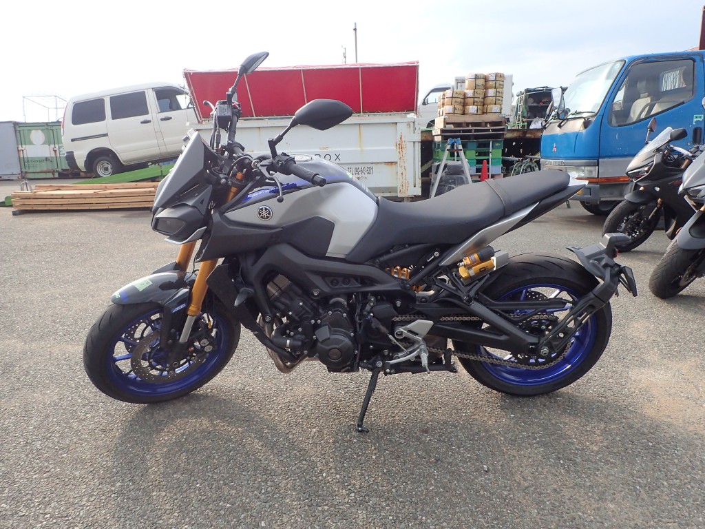 Yamaha MT-09 ABS (6307км) - купить с доставкой в Москве