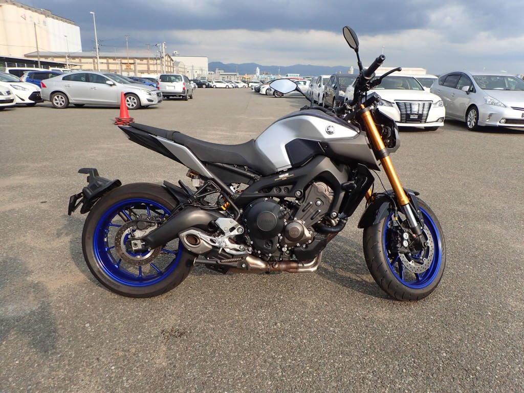 Yamaha MT-09 ABS (6307км) купить в Москве – цена 1 088 000 руб. на мотоцикл  Ямаха МТ 09 АБС, код товара 230727-3876 – Cemeco