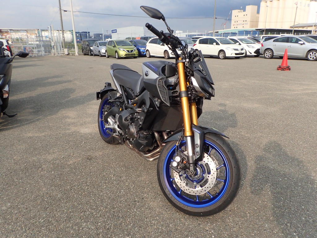 Yamaha MT-09 ABS (6307км) - купить с доставкой в Москве