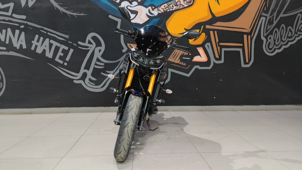 Yamaha MT-09 SP ABS (12821км) - купить с доставкой в Москве