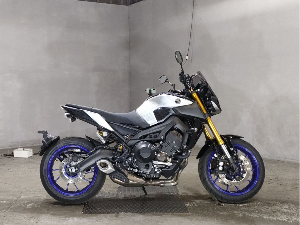 Yamaha MT-09 SP ABS (12821км) - стоимость