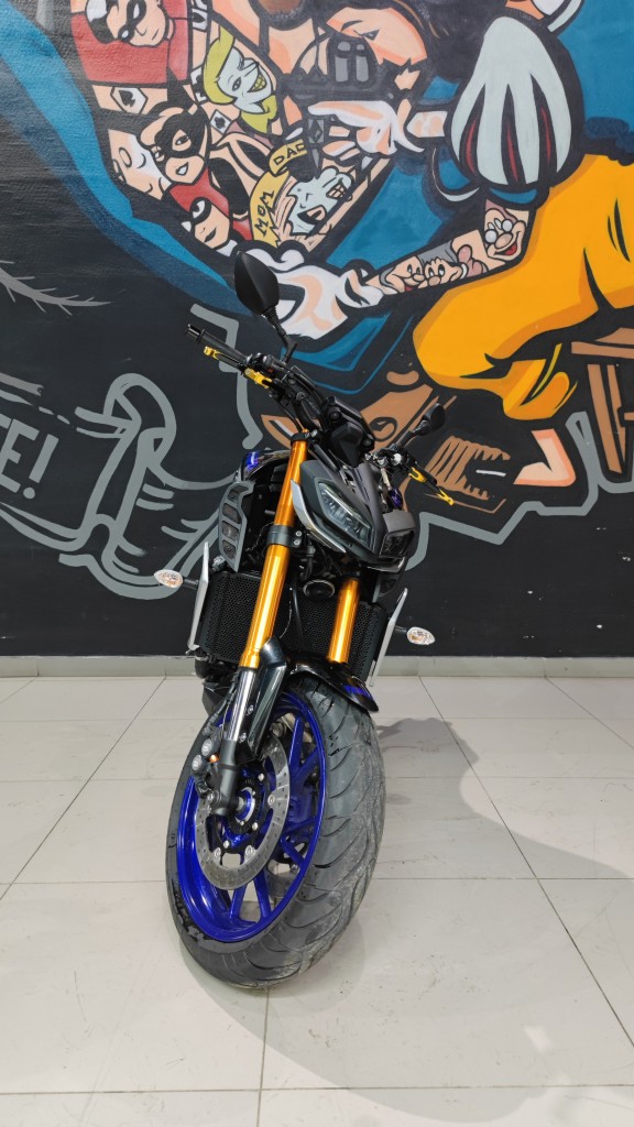 Yamaha MT-09 SP ABS (7470км) - купить с доставкой в Москве