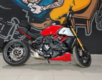 Мотоцикл Ducati DIAVEL 1260 S (4380км)