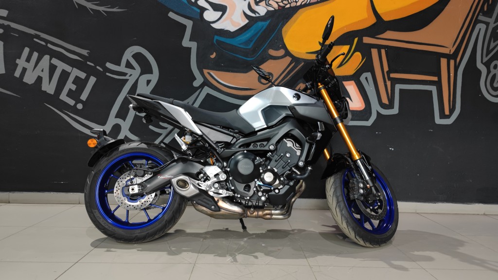 Yamaha MT-09 SP (9836 км) - купить с доставкой в Москве