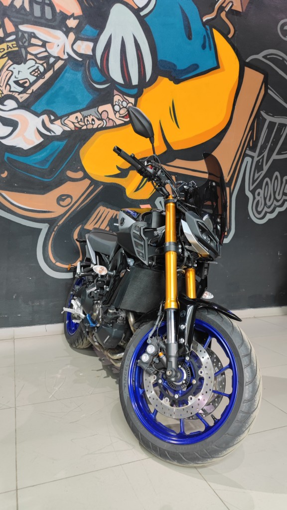 Yamaha MT-09 SP (9836 км) - купить недорого