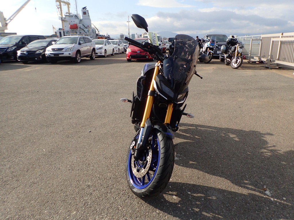 Yamaha MT-09 SP (9836 км) - купить с доставкой в Москве