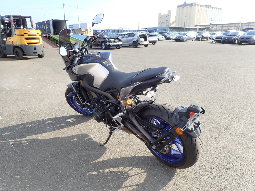 Yamaha MT-09 SP (9836 км) - в Москве