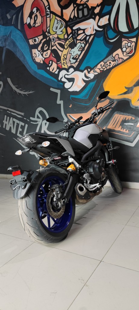Yamaha MT-09 SP (8970км) - стоимость