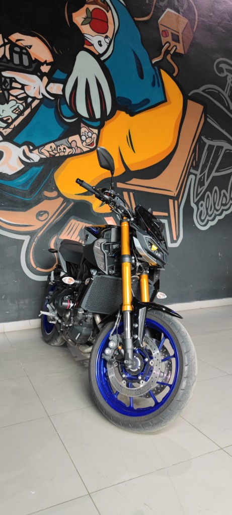 Yamaha MT-09 SP (8970км) - купить с доставкой в Москве