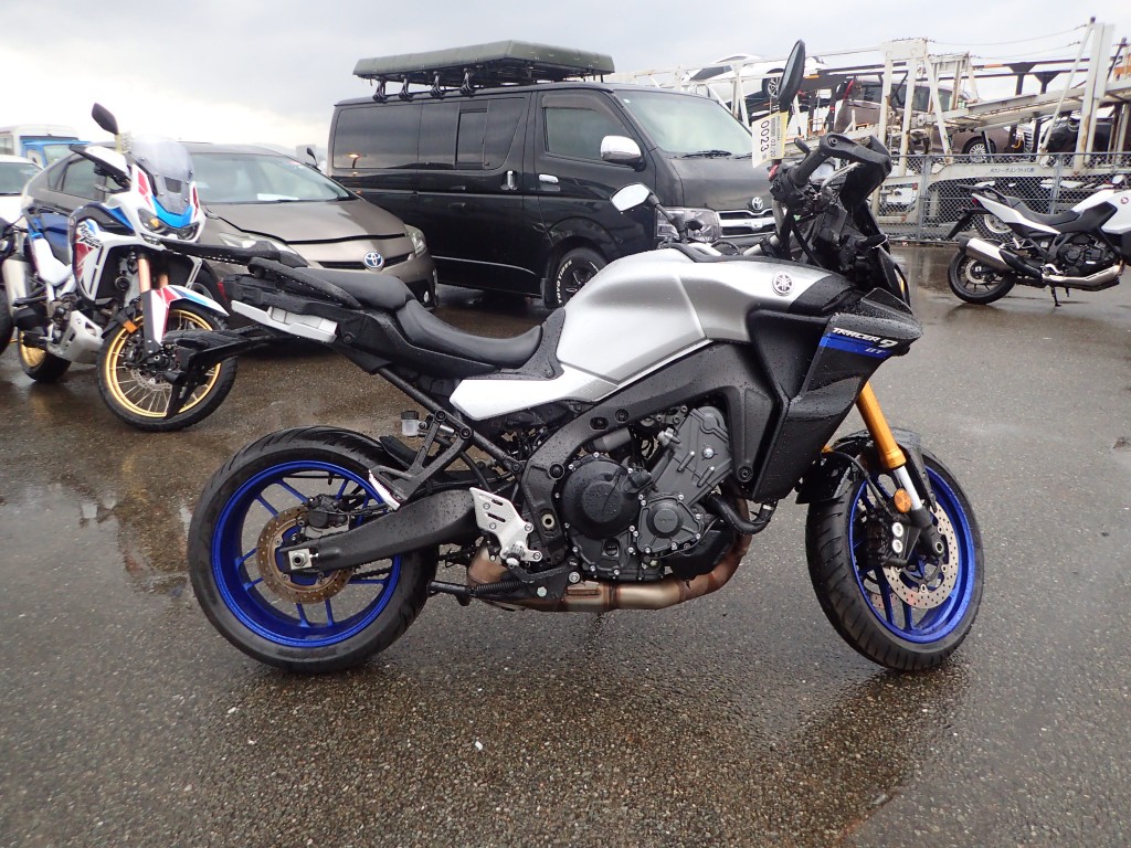 Yamaha MT-09 TRACER 9 GT (20810км) купить в Москве – цена 1 320 000 руб. на  мотоцикл Ямаха МТ 09 TРейсер 9 GT, код товара 240320-0944 – Cemeco