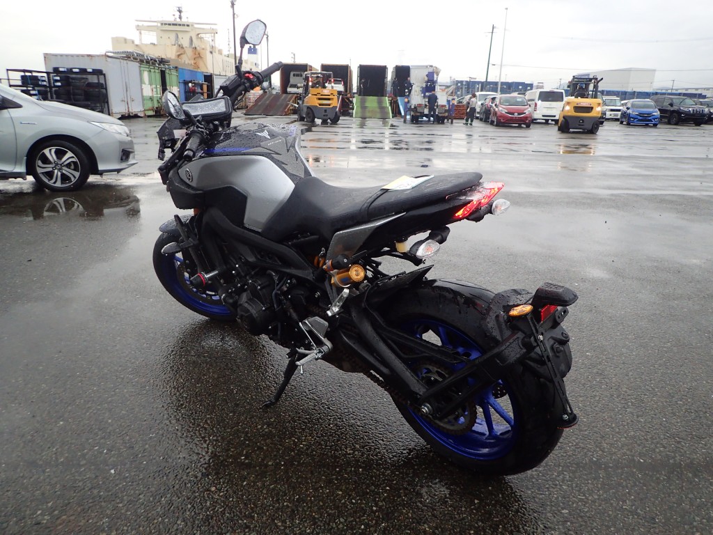 Yamaha MT-09 SP (8970км) - купить с доставкой в Москве
