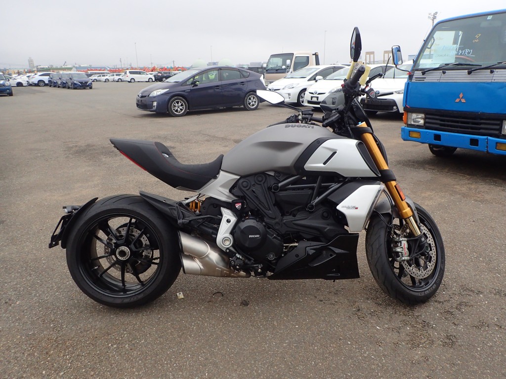 Ducati DIAVEL 1260 S (5041км) купить в Москве – цена 2 190 000 руб. на  мотоцикл Дукати Диавель 1260 S, код товара 240403-3255 – Cemeco