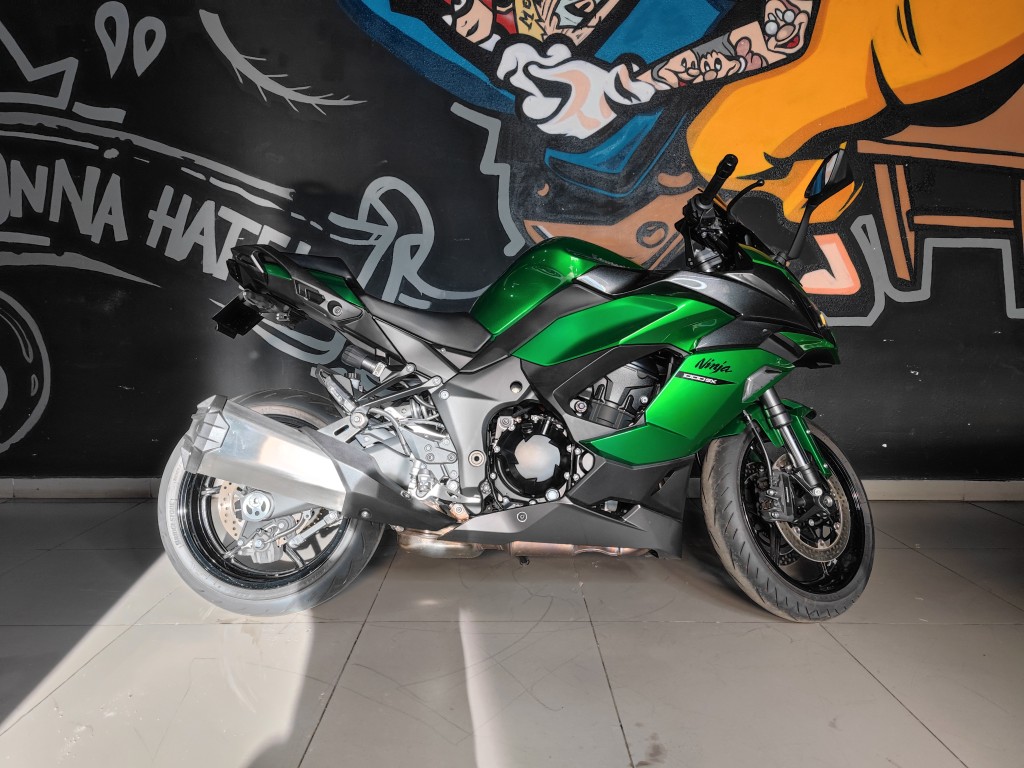 Kawasaki NINJA 1000 SX (3298км) купить в Москве – цена 1 350 000