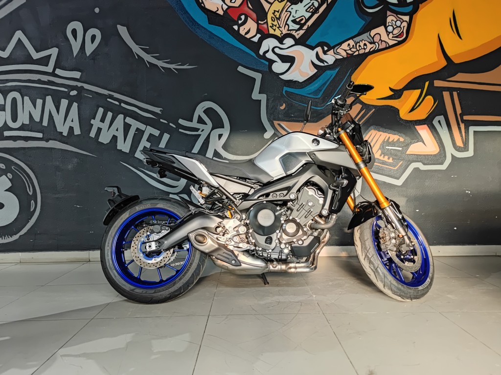 Yamaha MT-09 SP (10168км) - купить с доставкой в Москве