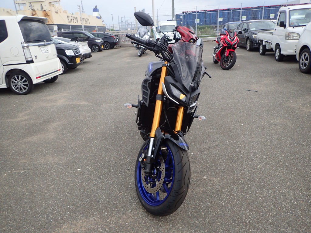 Yamaha MT-09 SP (10168км) - купить с доставкой в Москве