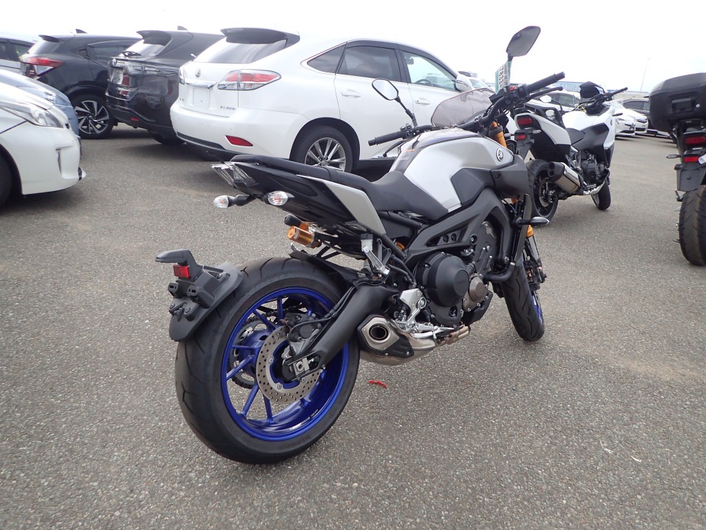 Yamaha MT-09 SP (10168км) - купить