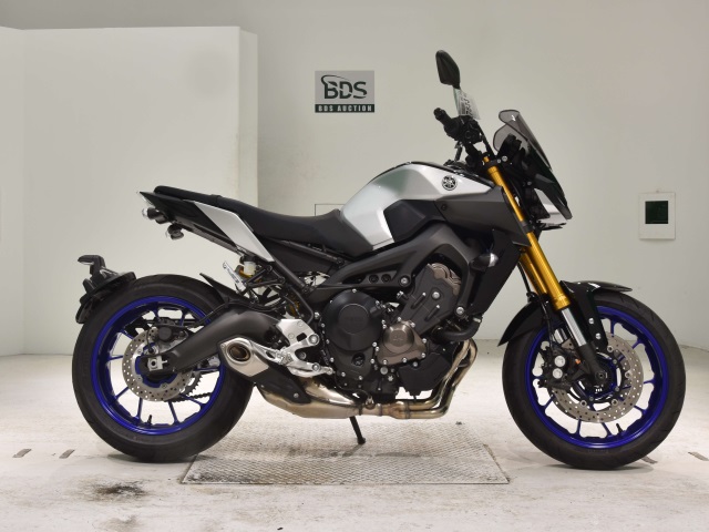 Yamaha MT-09 SP (10168км) - купить с доставкой в Москве