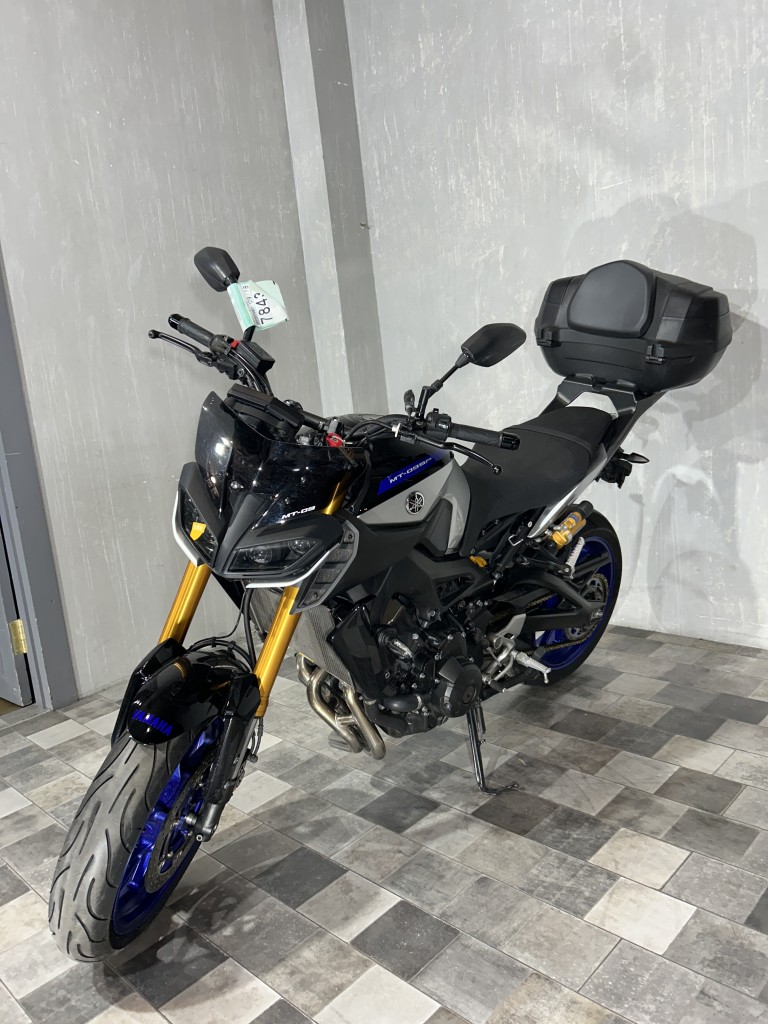 Yamaha MT-09 SP (9158км) - стоимость